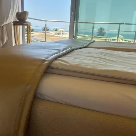 La Perla Bed and breakfast 4*